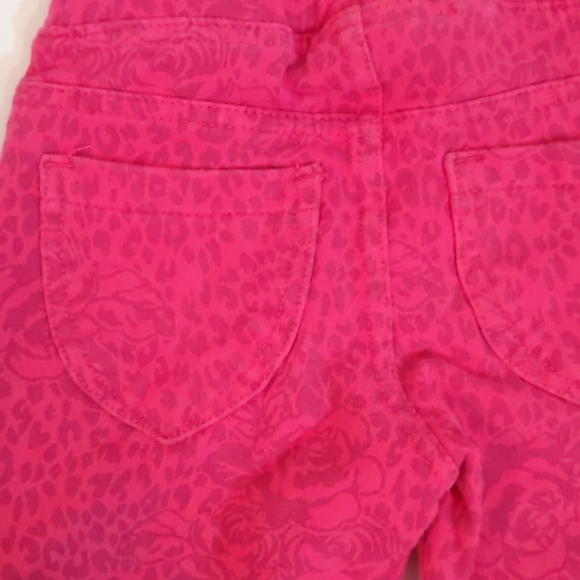 Bundle of 2t pants - Picture 7 of 8